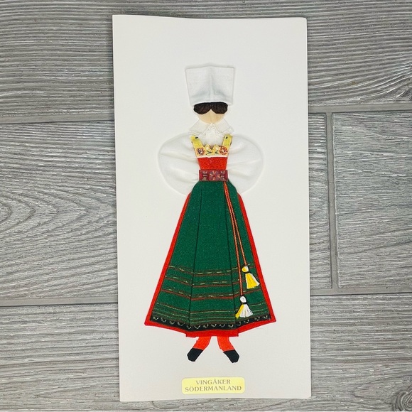Vintage hand made fabric / paper textured women around the world design cards - Picture 2 of 11